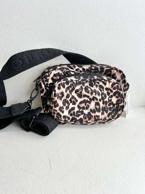 Aerie Purse