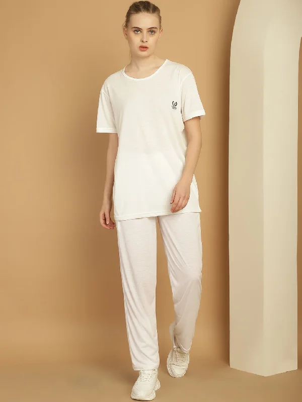 Vimal Jonney White Cotton Solid Co-ord Set Tracksuit For Women